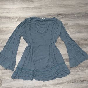 DUSTY BLUE ROXY SHIRT!!